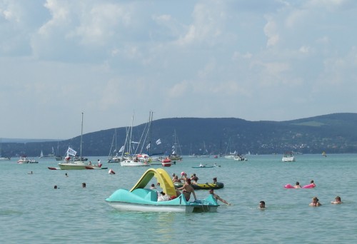 A biztonságos strandolás szabályai: mire figyeljünk, hogy elkerüljük a bajt?